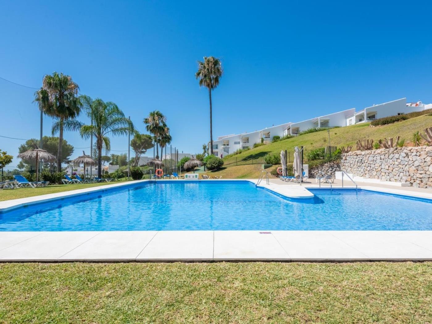 Apartment Azahara1, Panoramic Views And Frontline Golf *