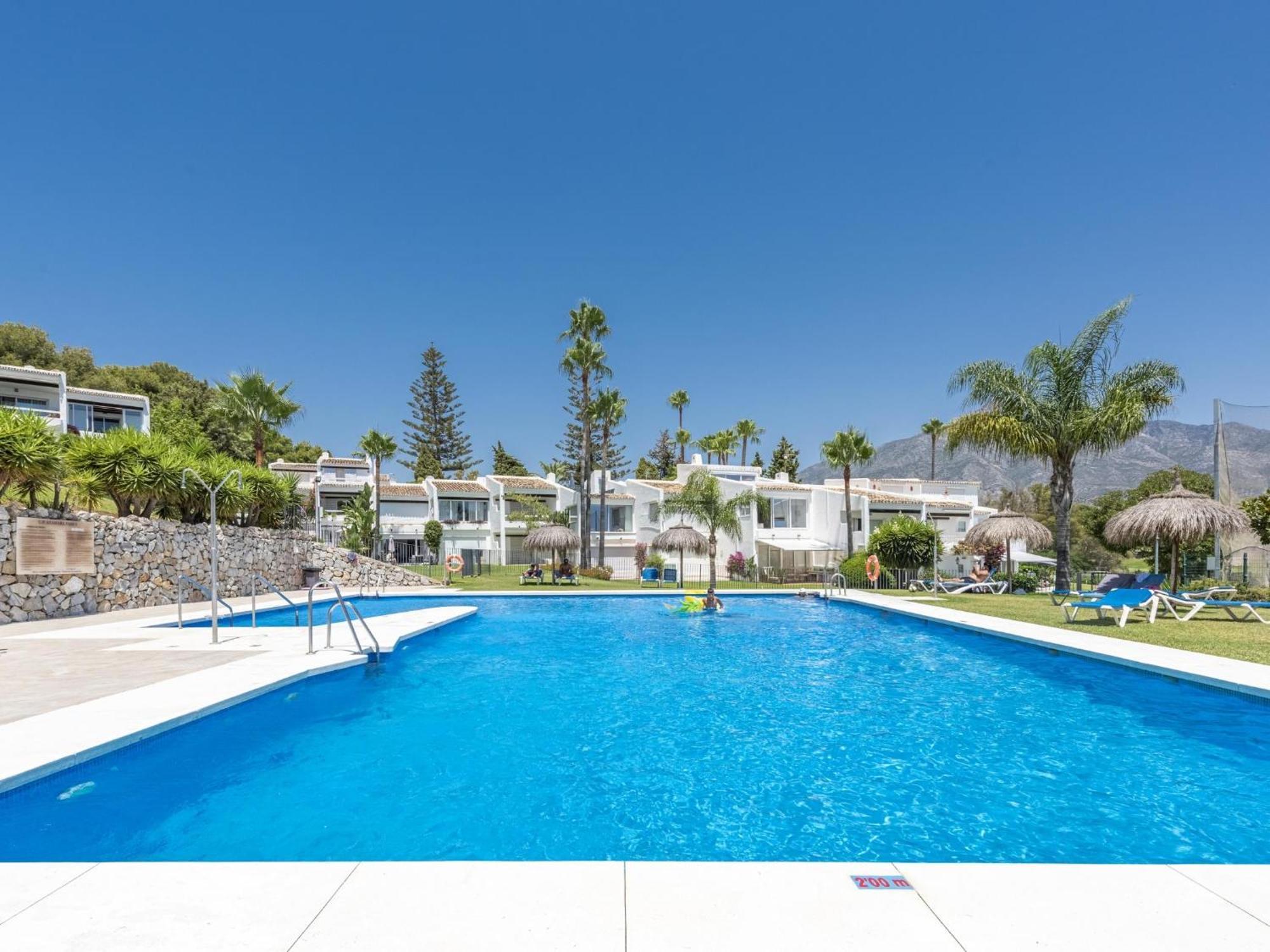 Apartment Azahara1, Panoramic Views And Frontline Golf *